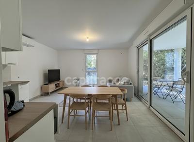 Appartement - 57 m² - 3 pièces