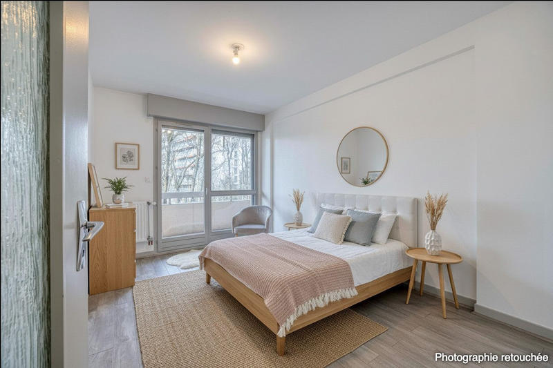 Appartement - 84 m² - 4 pièces