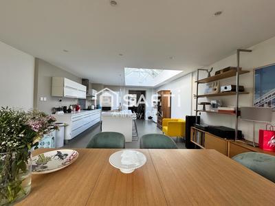 Maison - 143 m² - 5 pièces