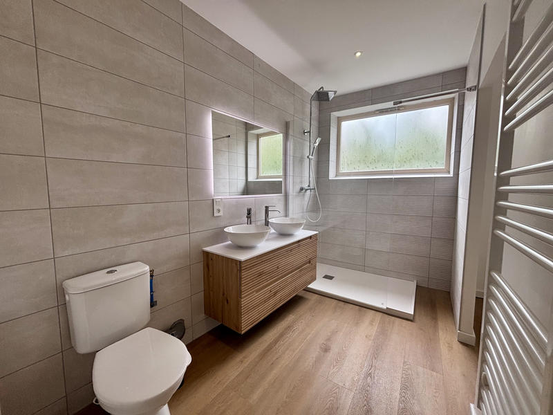 Appartement - 100 m² - 4 pièces