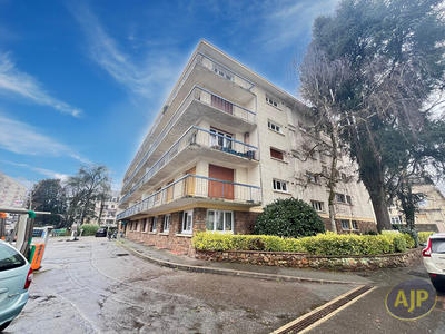 Appartement - 109 m² - 5 pièces