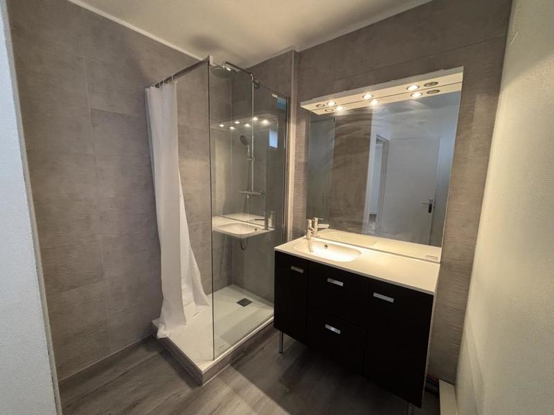 Appartement - 75 m² - 2 pièces