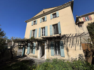 Maison de village - 102 m² - 6 pièces