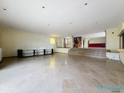 Appartement - 118 m² - 4 pièces