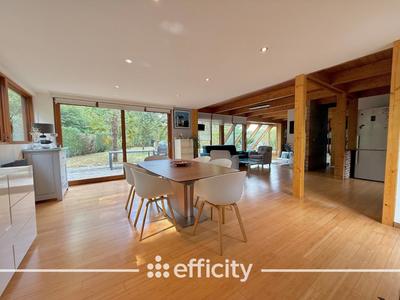 Maison - 148 m² - 7 pièces