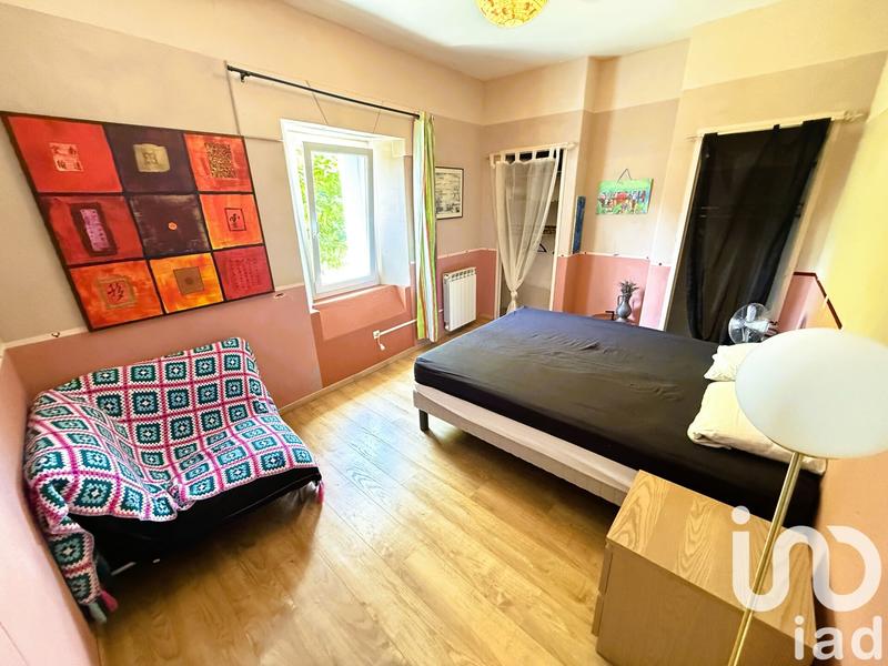 Maison - 170 m² - 9 pièces