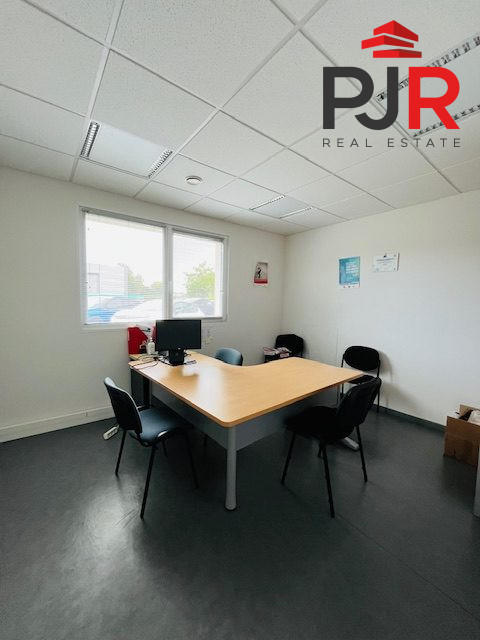 Bureau - 473 m²