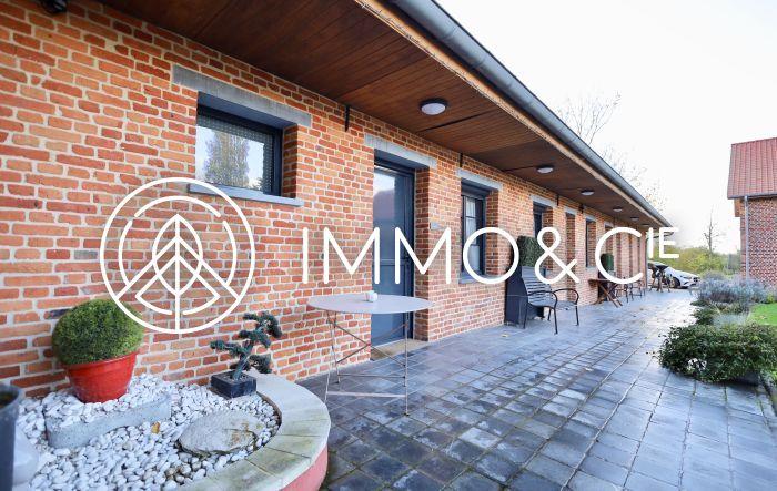 Maison - 570 m² - 17 pièces