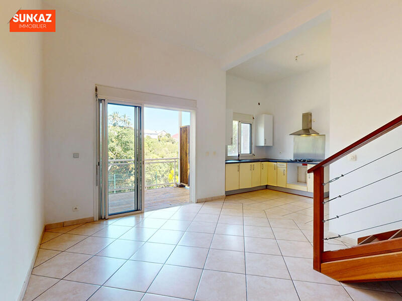 Maison - 83 m² - 3 pièces