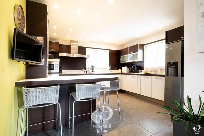 Villa - 170 m² - 5 pièces