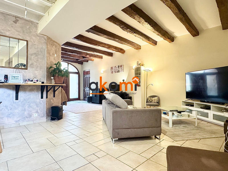 Maison - 180 m² - 5 pièces