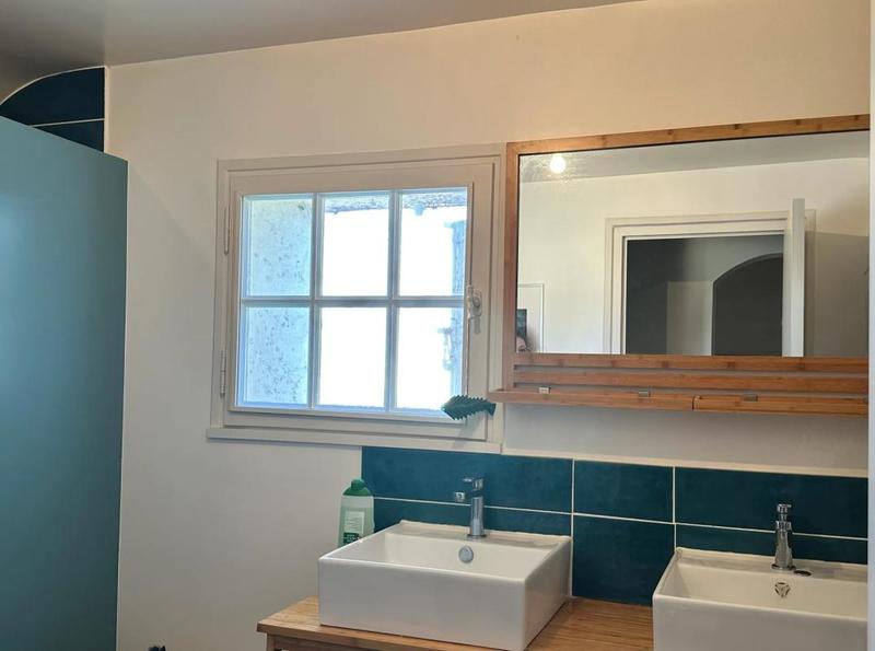 Maison - 260 m² - 8 pièces