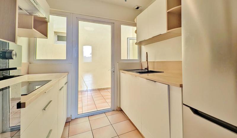 Appartement - 74 m² - 3 pièces