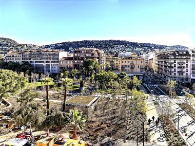 Appartement - 101 m² - 4 pièces