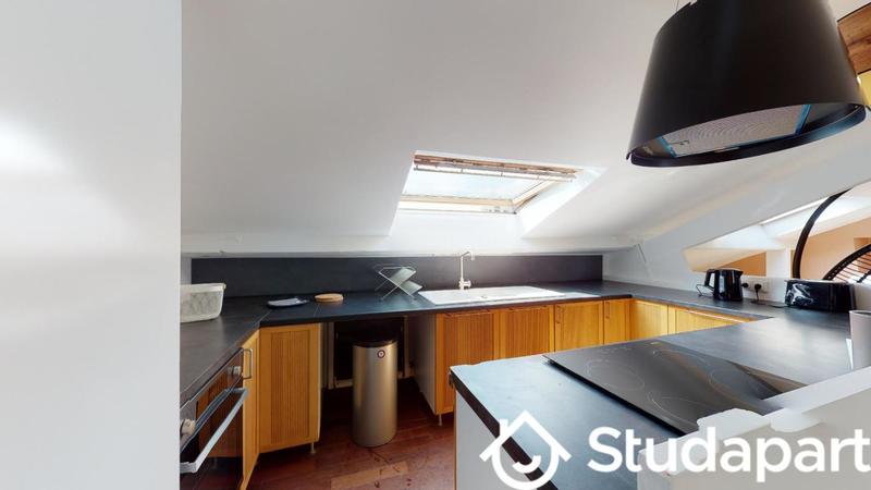 Chambre - 11 m² - 1 pièce