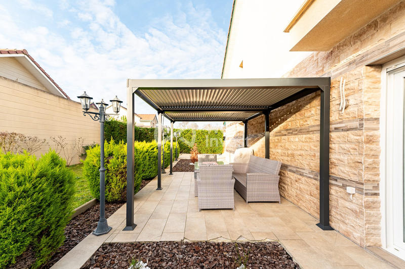 Maison - 122 m² - 6 pièces