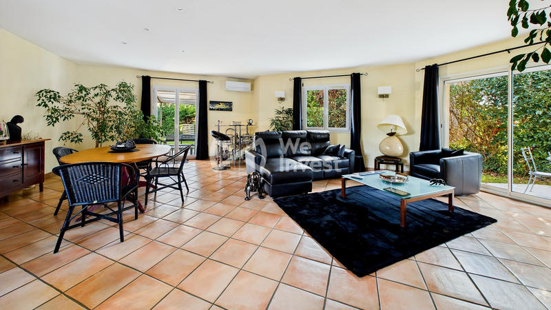 Maison - 143 m² - 5 pièces