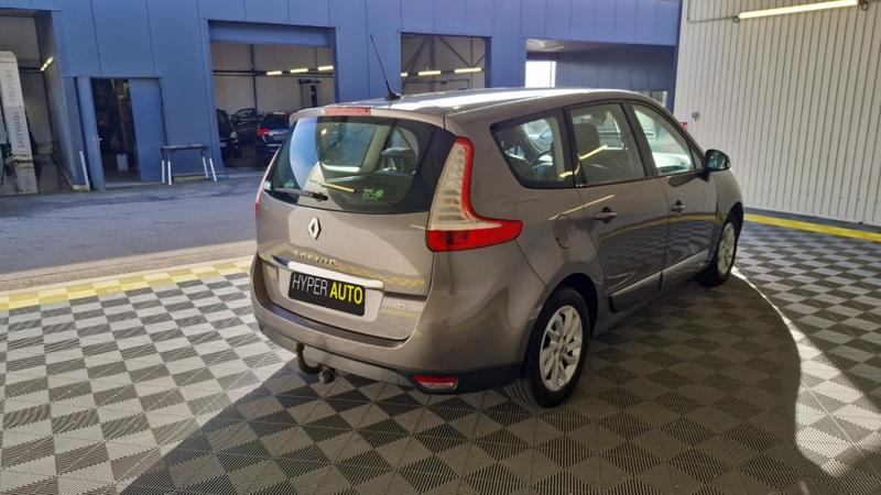 Renault Grand Scénic III dci 110 energy fap eco2 dynamique 7 pl