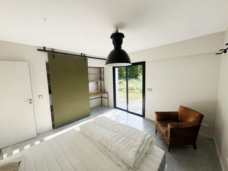 Maison - 215 m² - 7 pièces