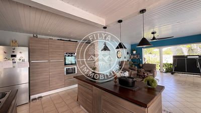 Maison - 146 m² - 6 pièces