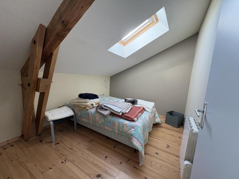 Maison en pierre - 203 m² - 7 pièces