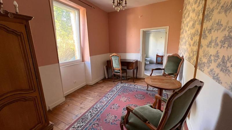 Maison - 207 m² - 8 pièces