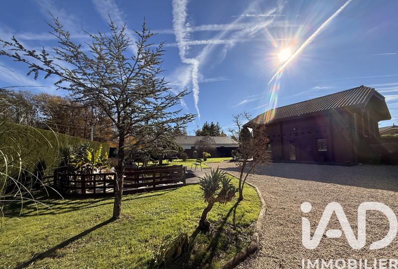 Châlet - 121 m² - 4 pièces