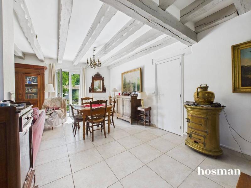 Maison - 202 m² - 10 pièces