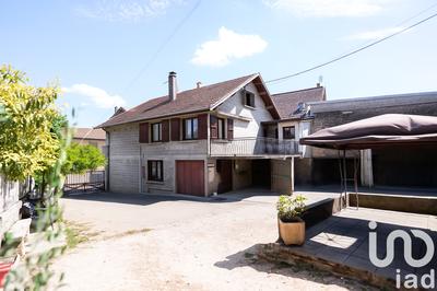 Maison - 363 m² - 10 pièces