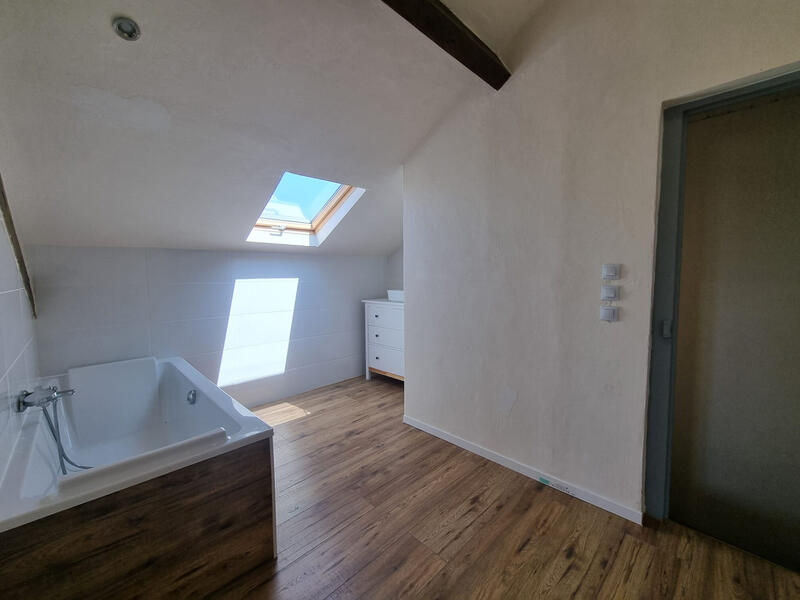 Maison - 64 m² - 3 pièces