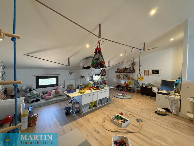 Maison de village - 180 m² - 4 pièces