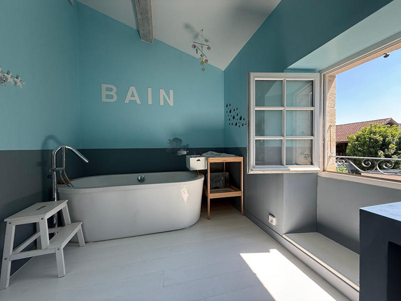 Maison - 190 m² - 5 pièces