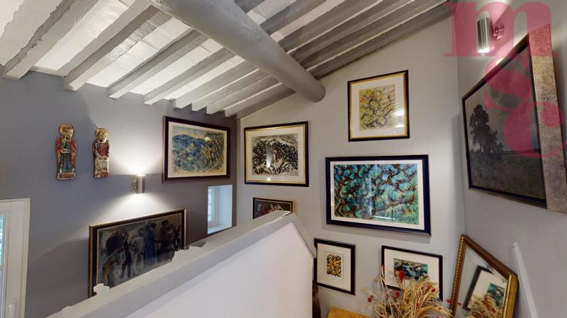 Maison - 185 m² - 7 pièces