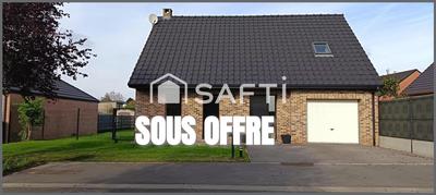 Maison - 95 m² - 4 pièces