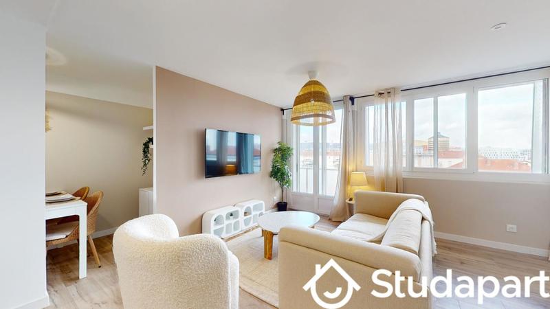 Chambre - 11 m² - 1 pièce