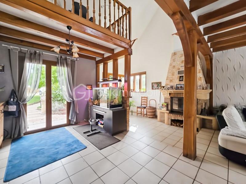 Maison - 140 m² - 10 pièces