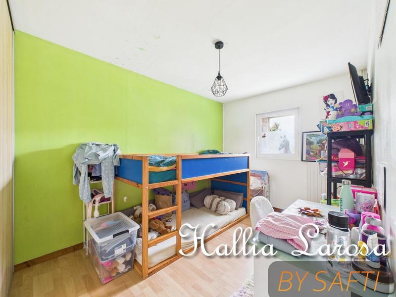 Maison - 104 m² - 4 pièces