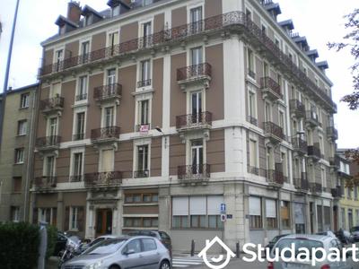 Appartement - 15 m² - 1 pièce