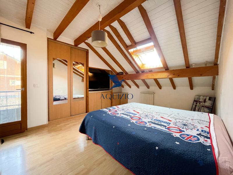 Maison - 230 m² - 7 pièces