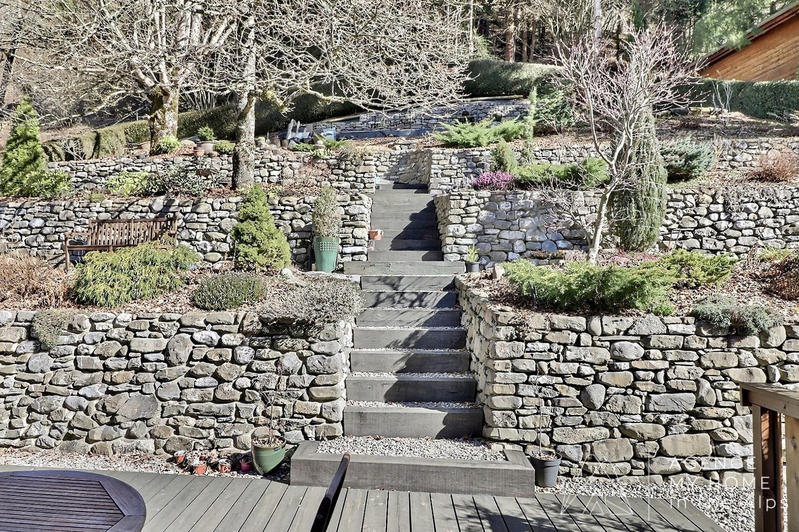 Châlet - 234 m² - 10 pièces