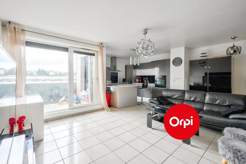 Appartement - 102 m² - 4 pièces