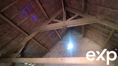 Maison - 160 m² - 2 pièces