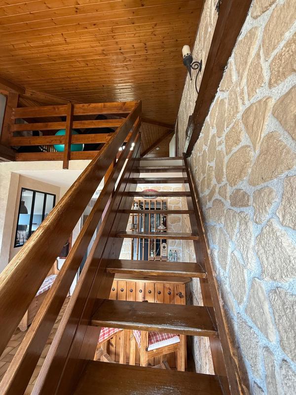 Appartement - 85 m² - 4 pièces