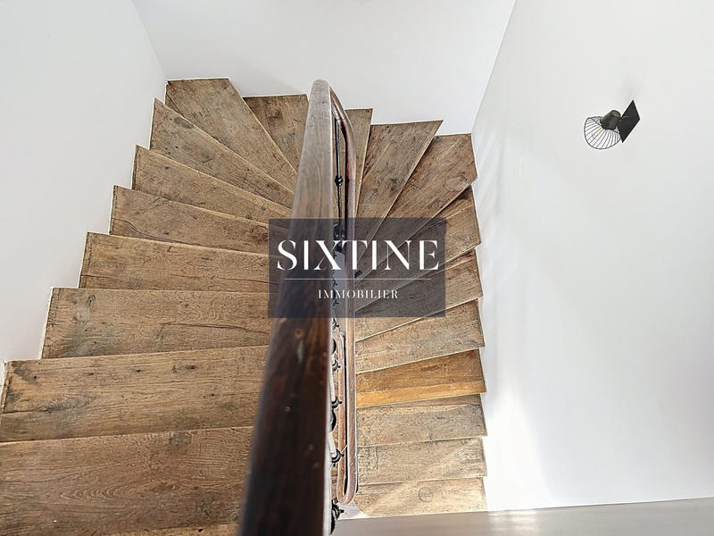 Appartement - 80 m² - 5 pièces