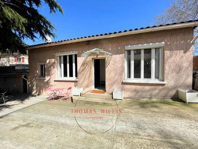 Maison traditionnelle - 55 m² - 2 pièces