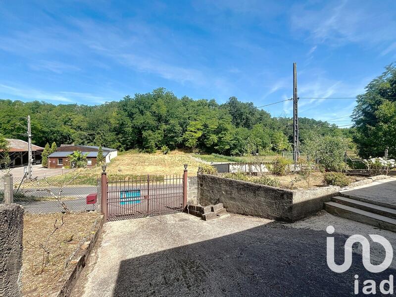 Maison - 89 m² - 6 pièces