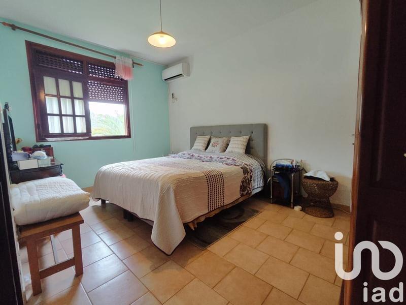 Maison - 241 m² - 8 pièces