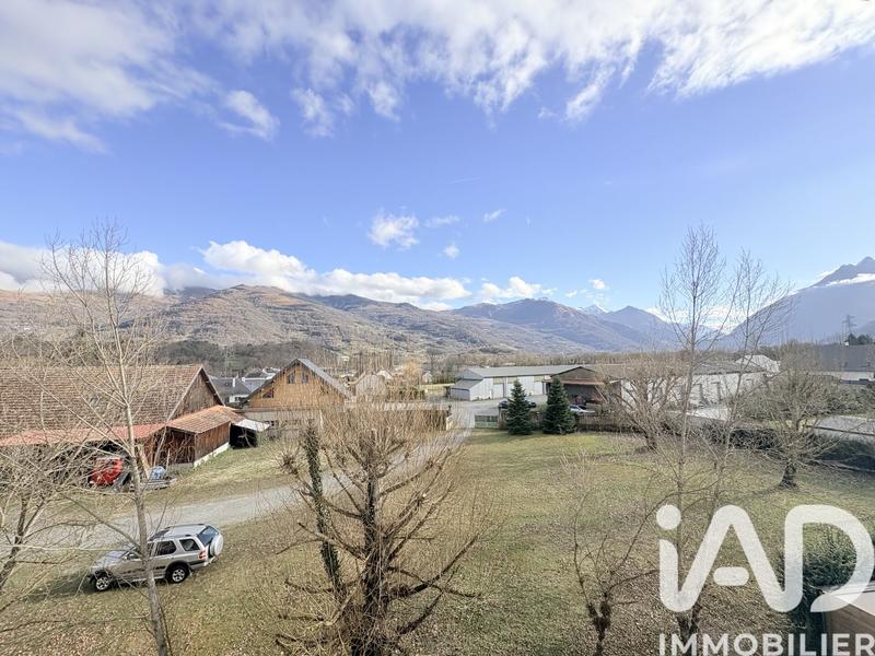 Appartement - 140 m² - 11 pièces