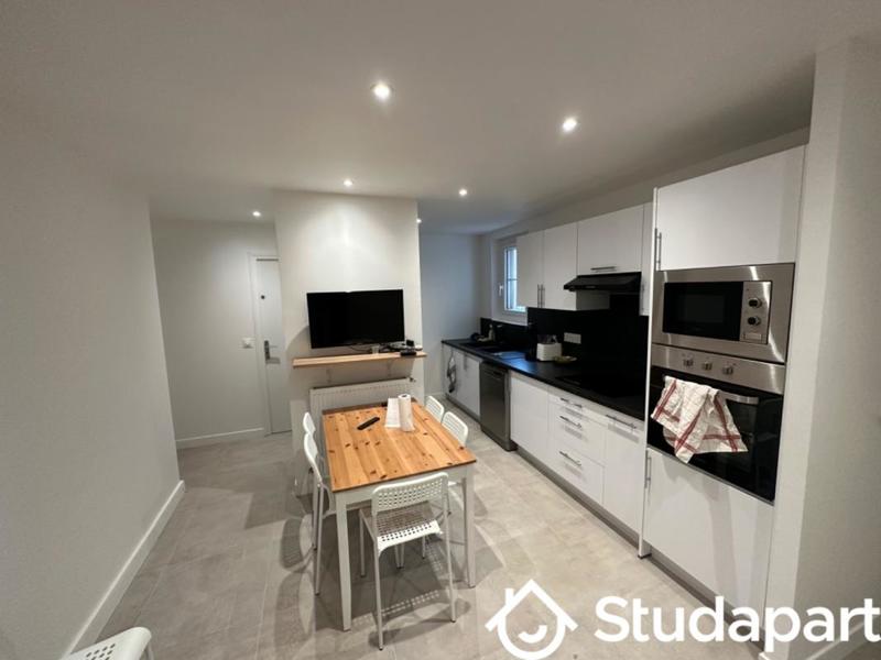 Chambre - 10 m² - 1 pièce