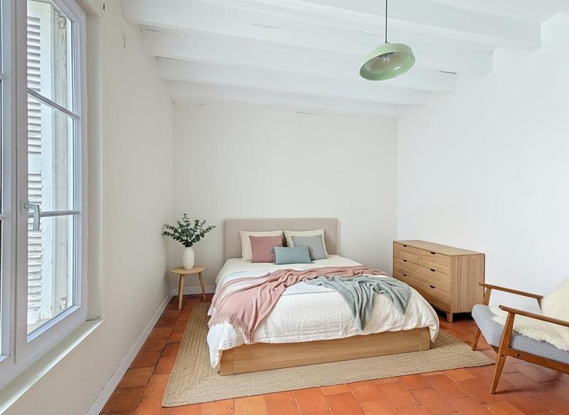 Maison - 220 m² - 9 pièces